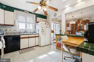 lutherville split level home kitchen