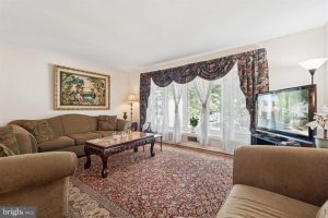 lutherville split level home living room